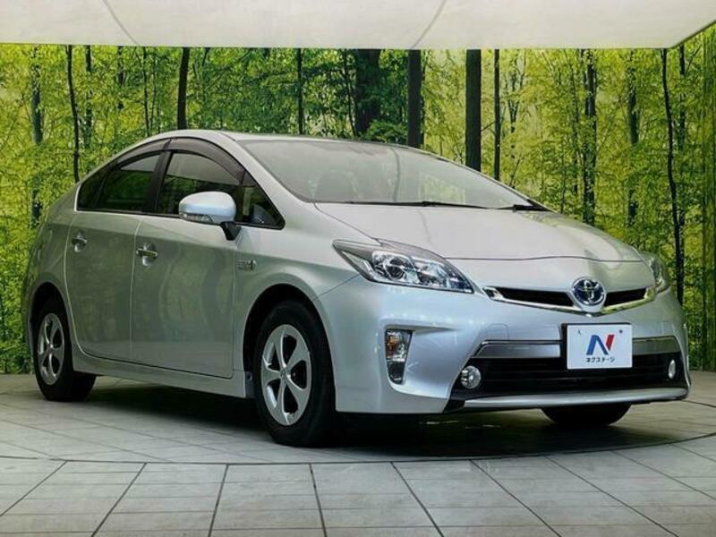 PRIUS PHV