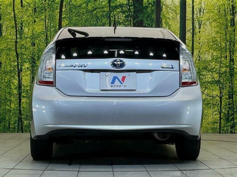 PRIUS PHV