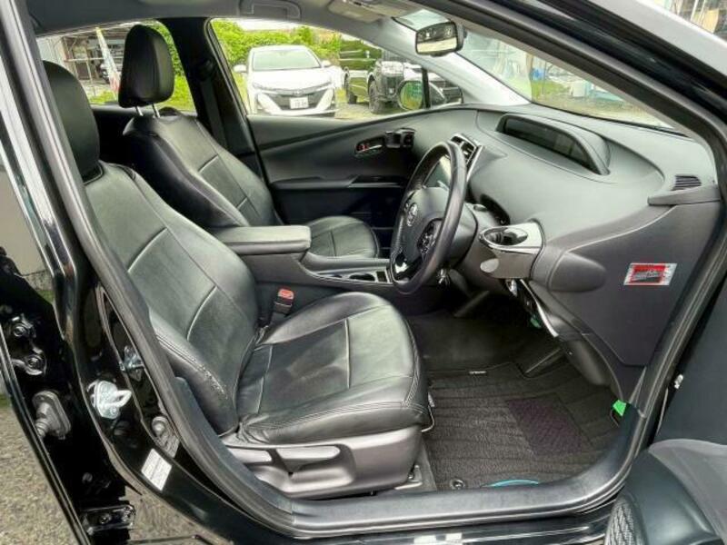 PRIUS-19