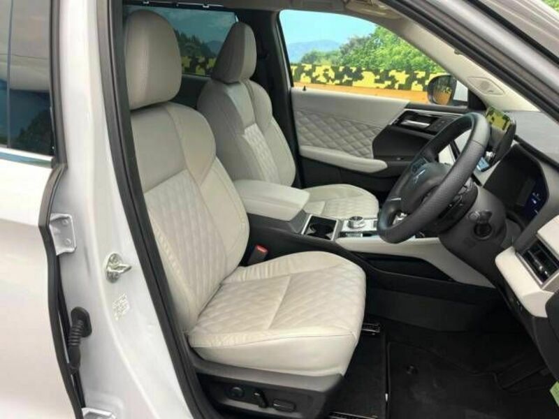 OUTLANDER PHEV
