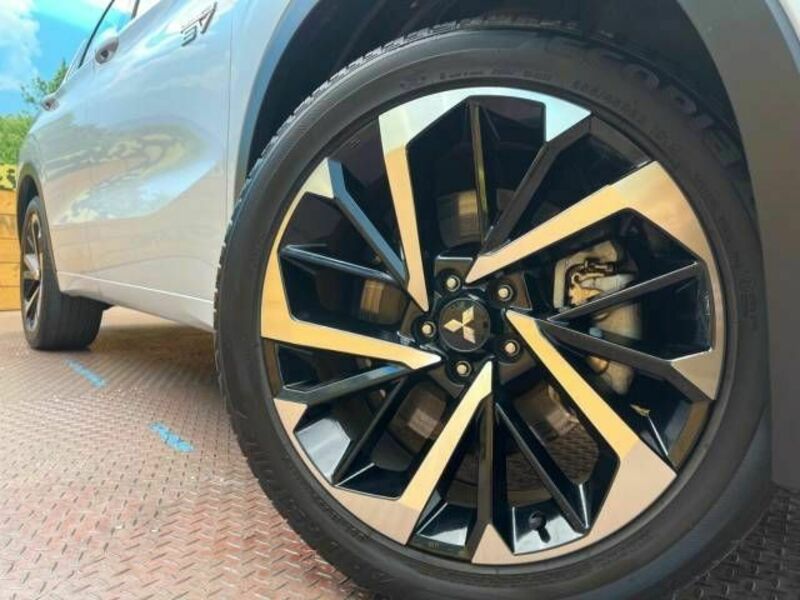 OUTLANDER PHEV