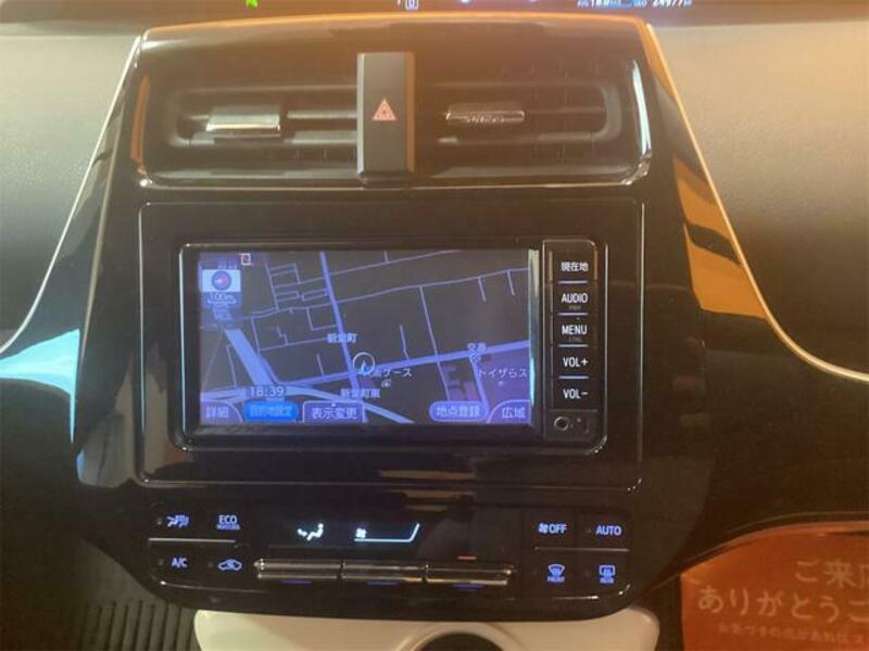 PRIUS-6