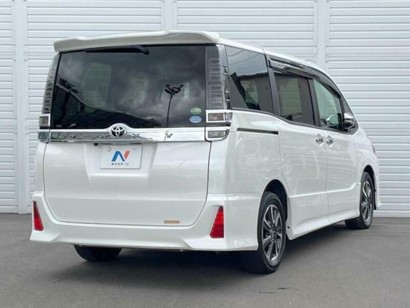 VOXY-17