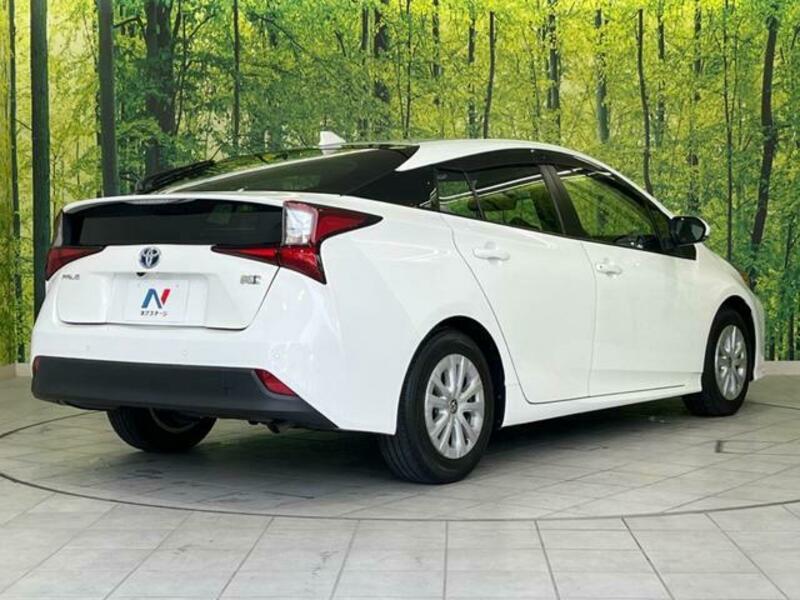 PRIUS-16