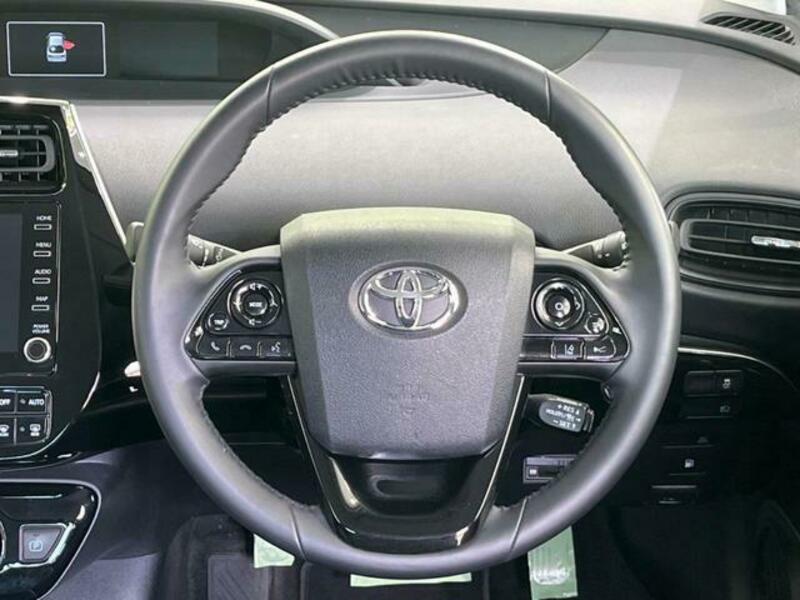 PRIUS-10