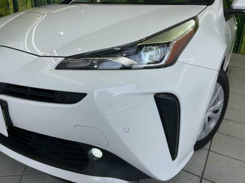 PRIUS-13