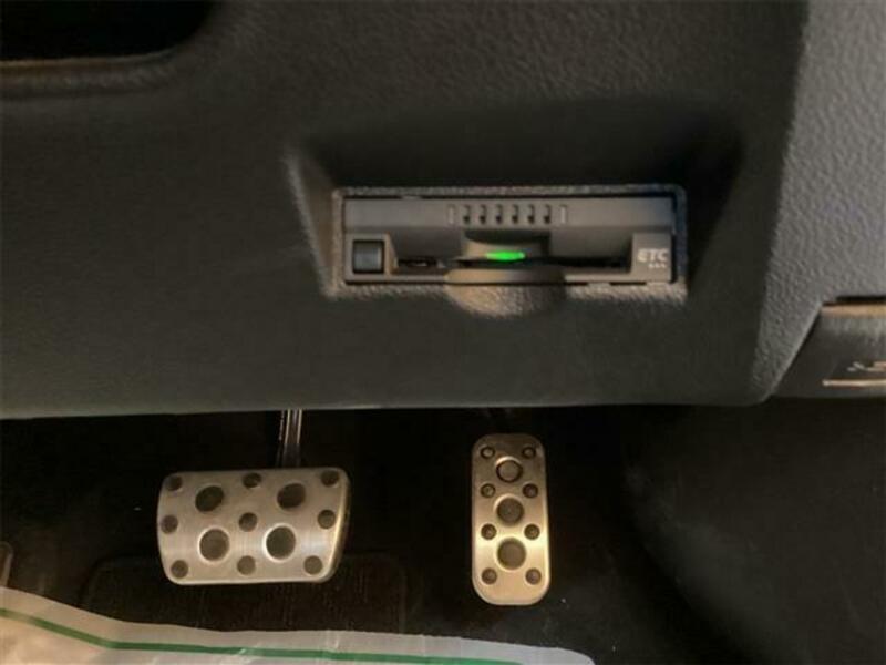 PRIUS-6
