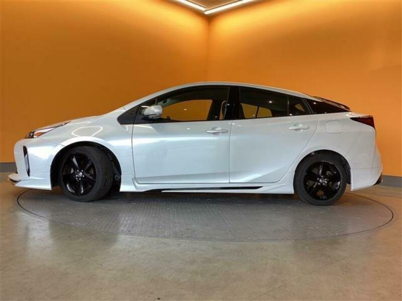 PRIUS-19