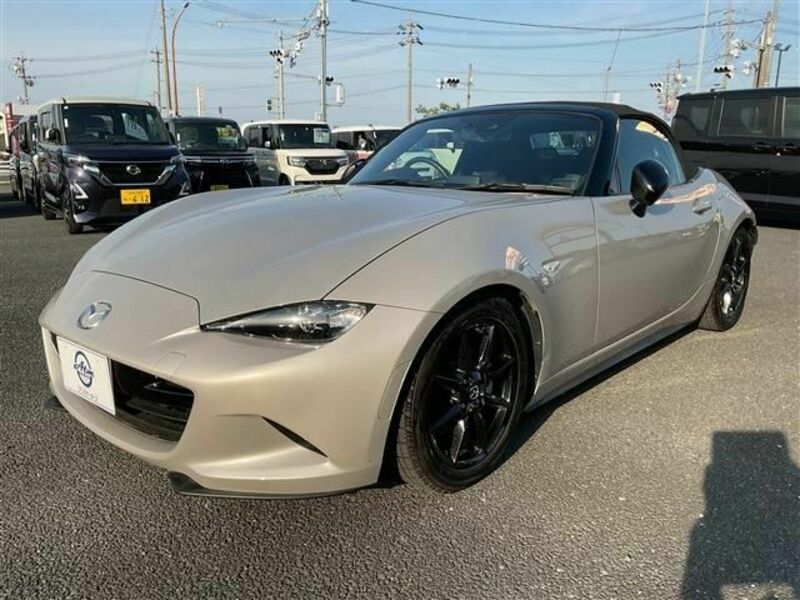 MAZDA ROADSTER
