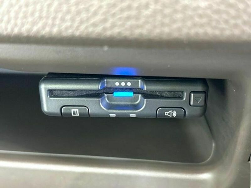 N BOX