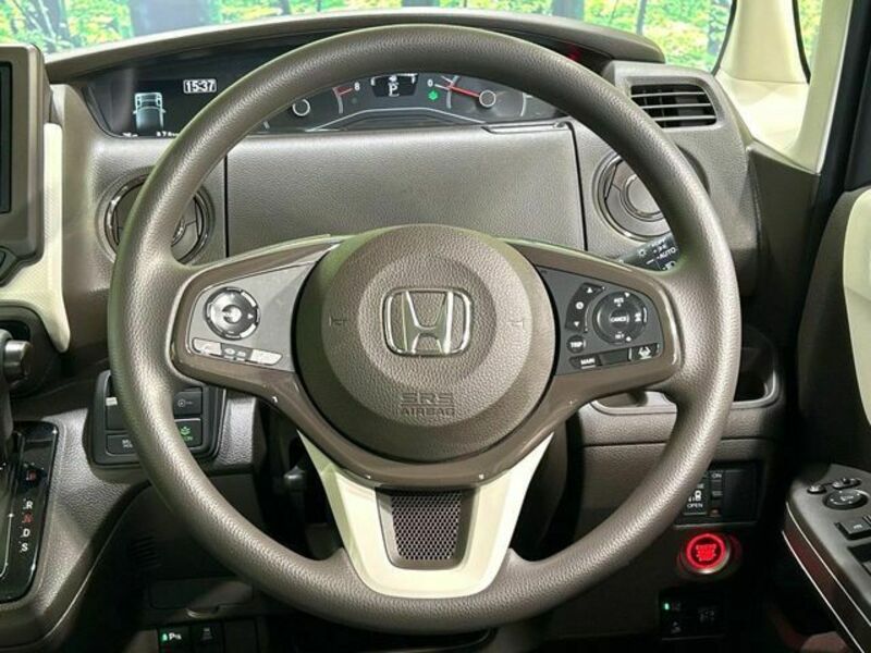 N BOX