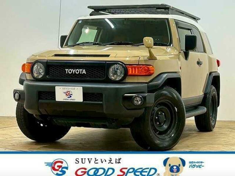 TOYOTA FJ CRUISER