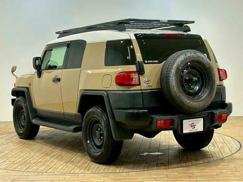 FJ CRUISER