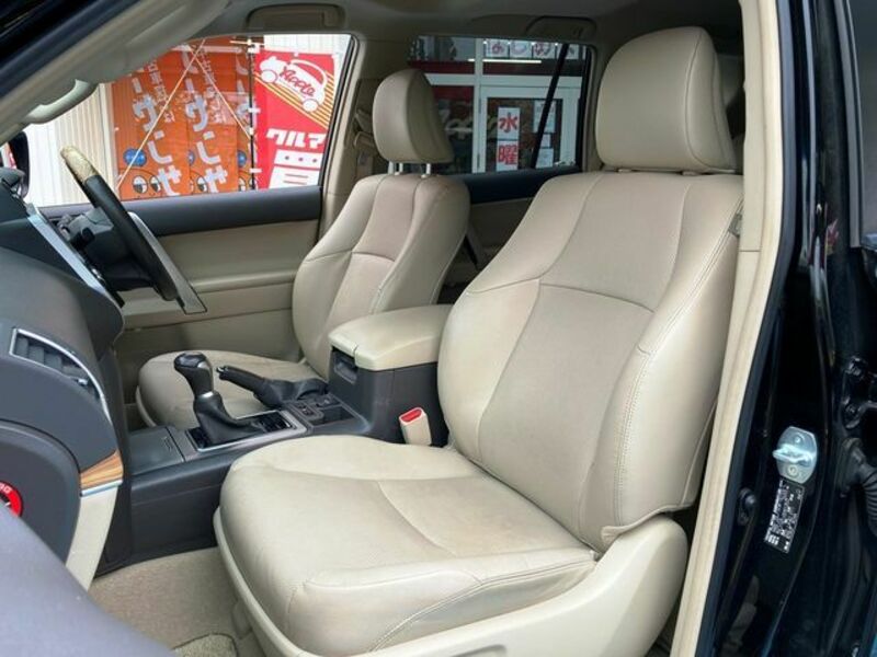 LAND CRUISER PRADO-24
