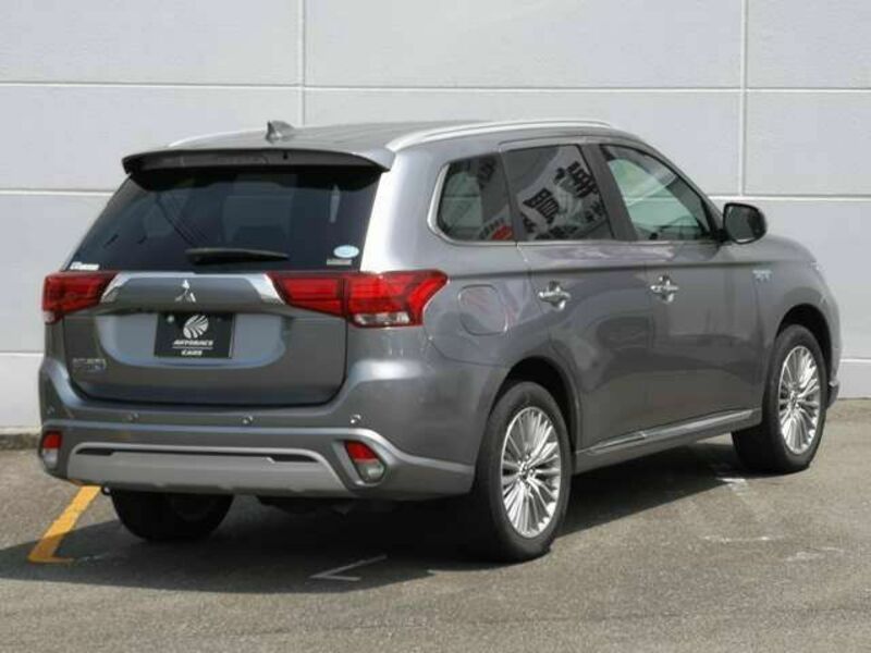 OUTLANDER PHEV