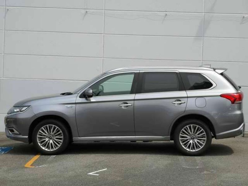 OUTLANDER PHEV