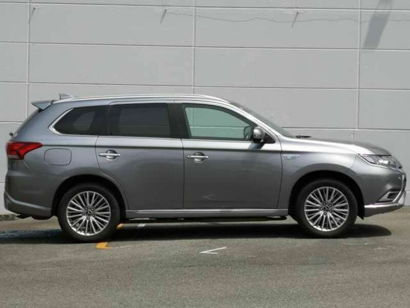 OUTLANDER PHEV