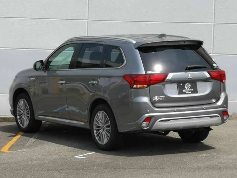 OUTLANDER PHEV