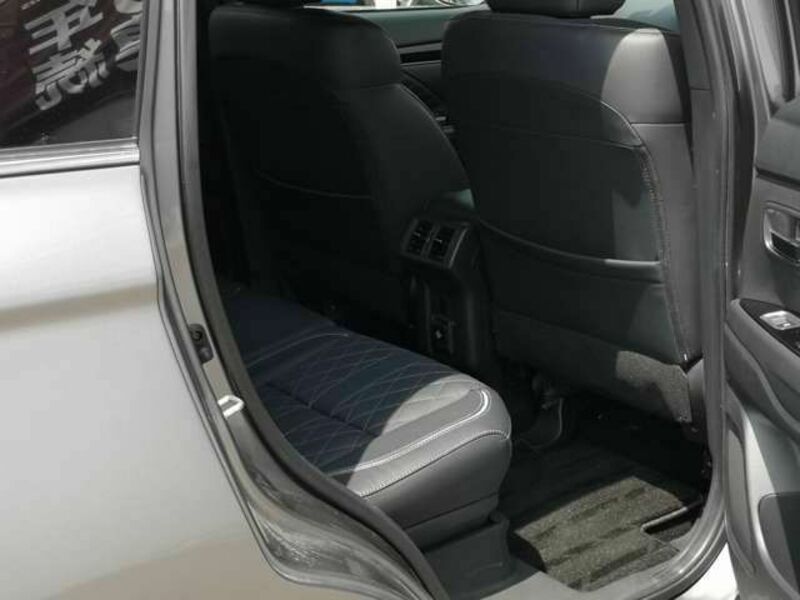 OUTLANDER PHEV
