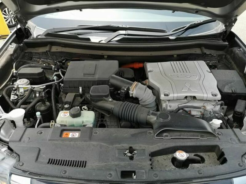 OUTLANDER PHEV