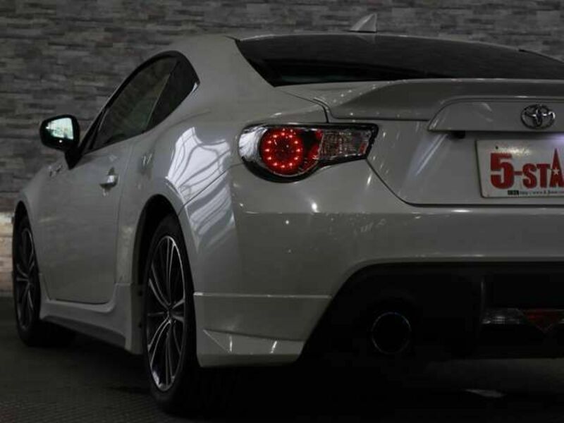 86
