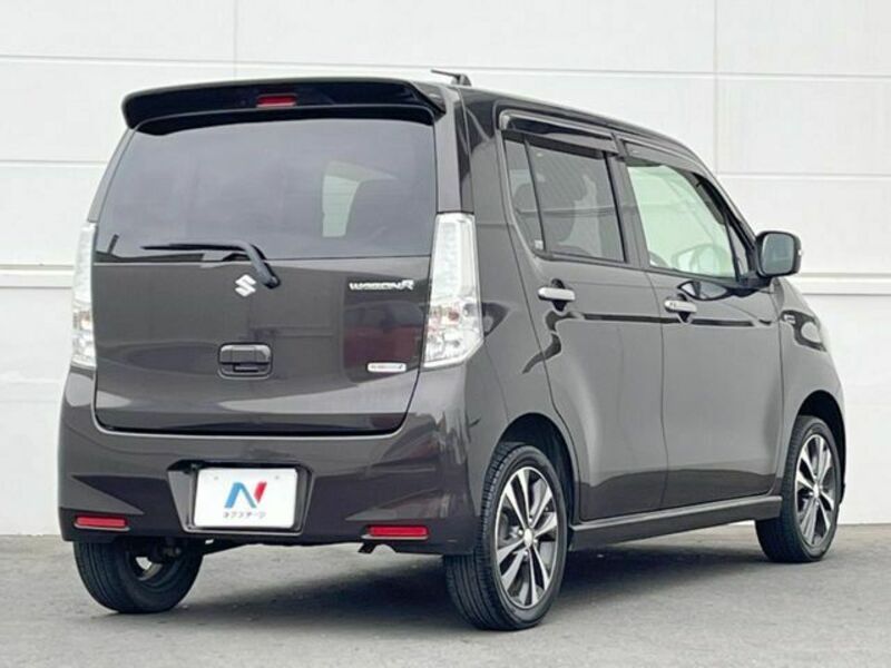 WAGON R-16