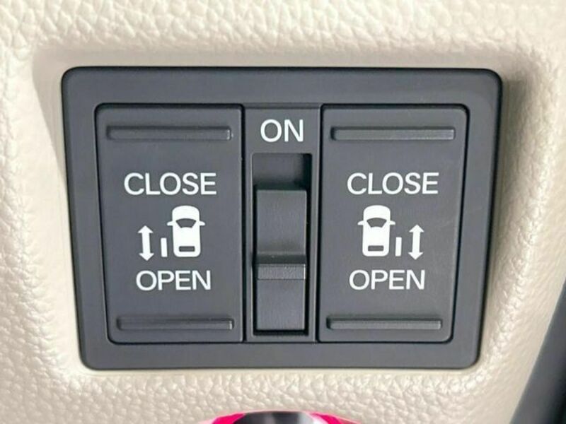 N BOX
