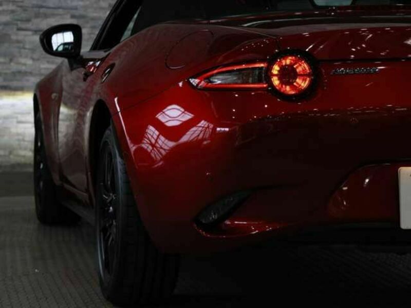 ROADSTER