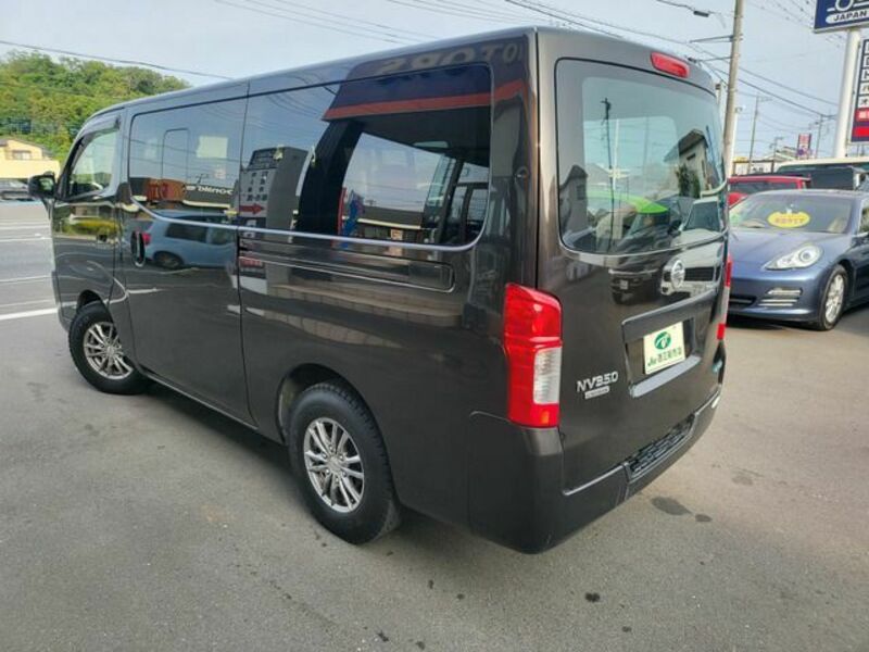 NV350 CARAVAN