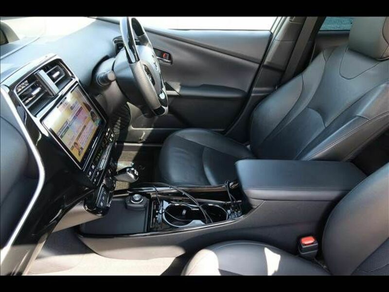 PRIUS-13