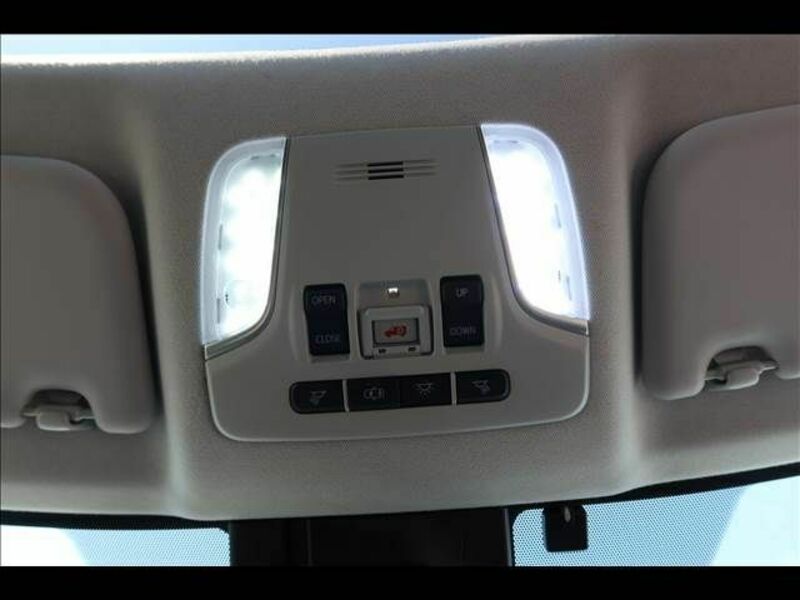 PRIUS-29