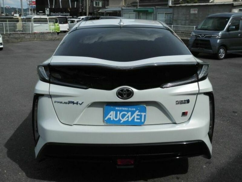 PRIUS PHV
