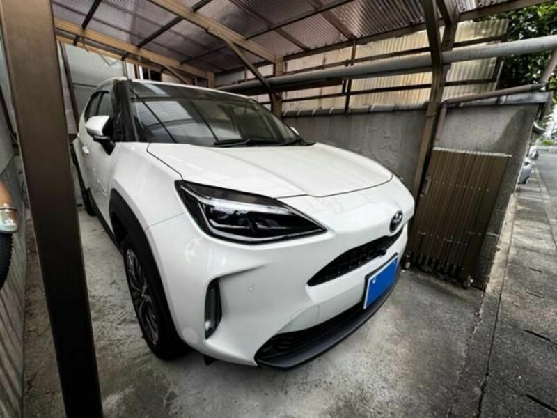 TOYOTA　YARIS CROSS