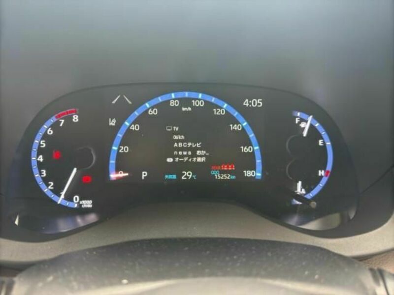YARIS CROSS