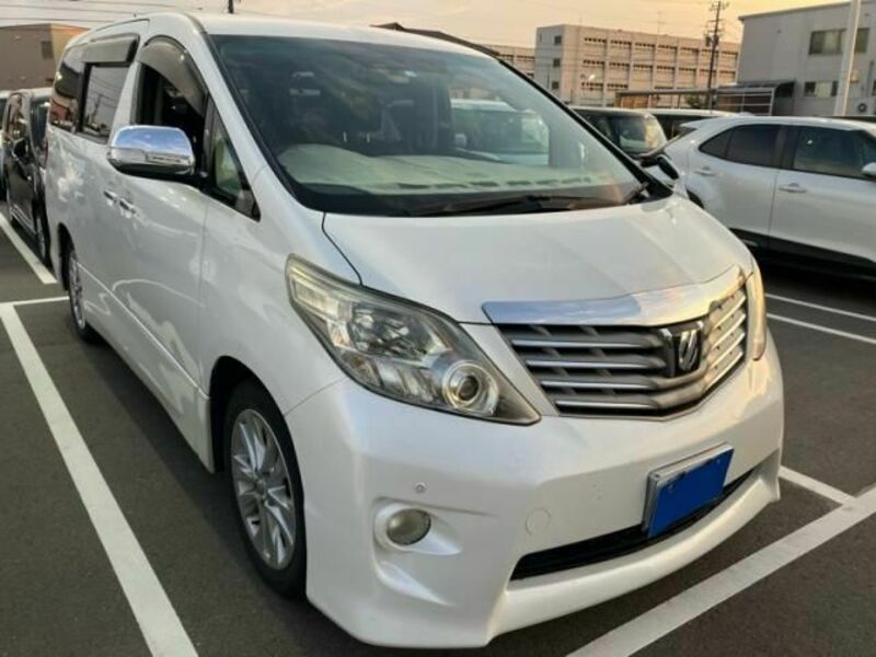 TOYOTA ALPHARD