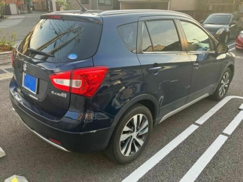 SX4 S-CROSS
