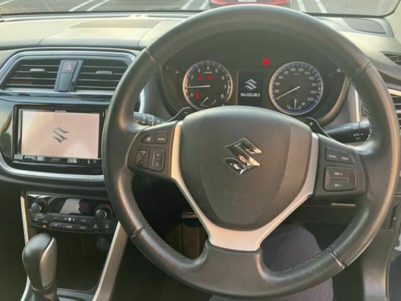 SX4 S-CROSS