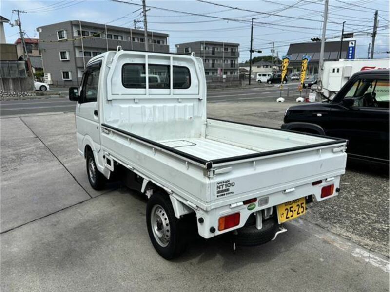 CLIPPER TRUCK