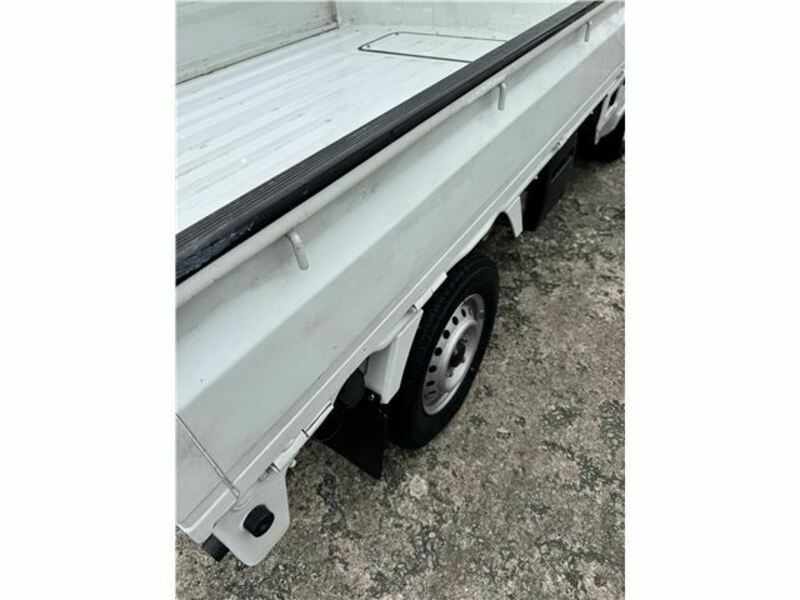 CLIPPER TRUCK