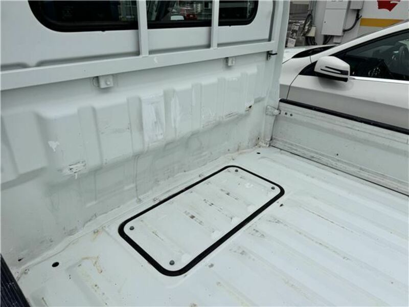 CLIPPER TRUCK