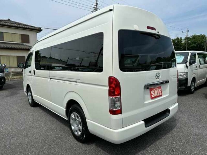 HIACE VAN