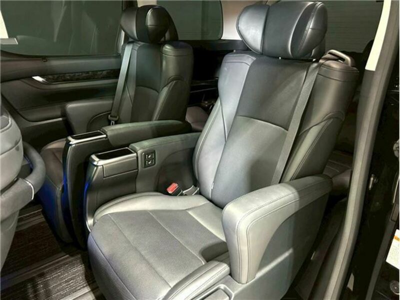 ALPHARD-24