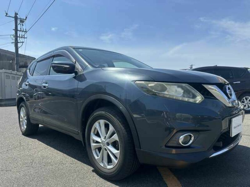 X-TRAIL