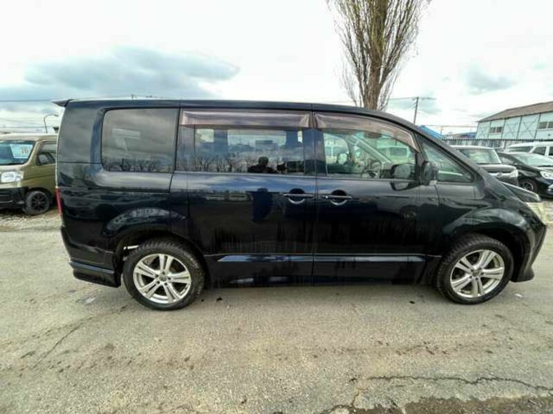 DELICA D5