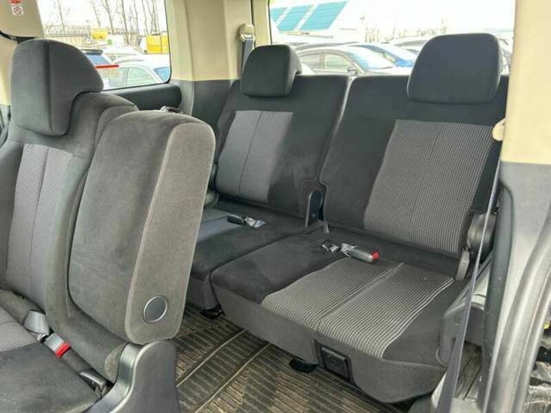 DELICA D5