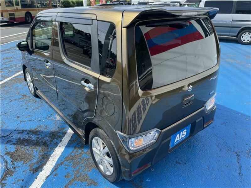 WAGON R
