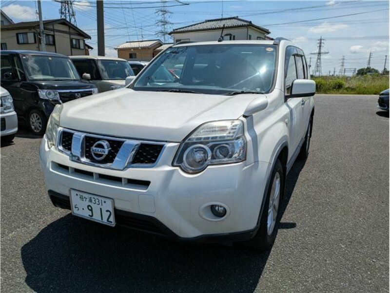 X-TRAIL