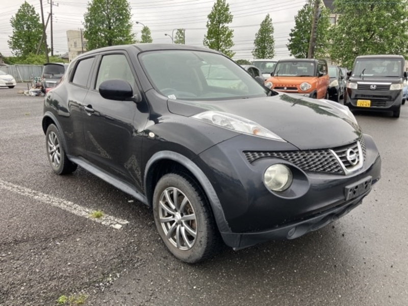 NISSAN JUKE