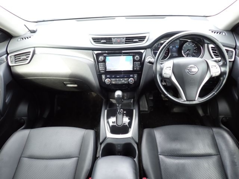X-TRAIL
