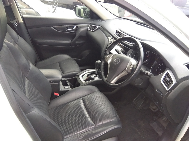 X-TRAIL